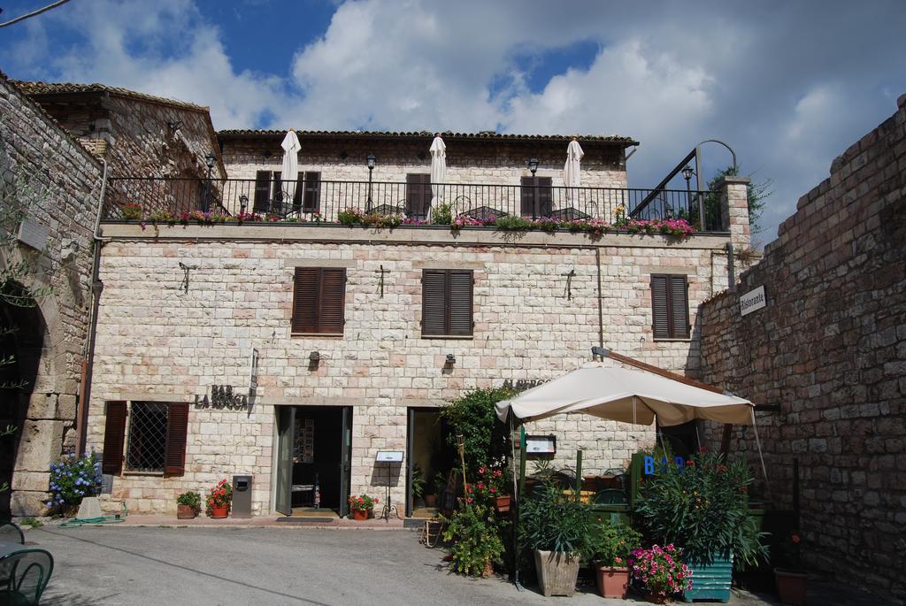 Albergo La Rocca Assisi Buitenkant foto