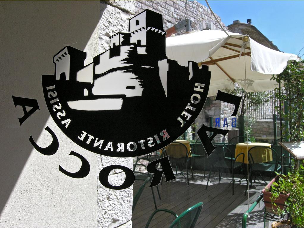 Hotel La Rocca Assisi Buitenkant foto
