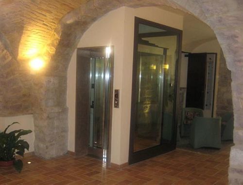 Hotel La Rocca Assisi Buitenkant foto